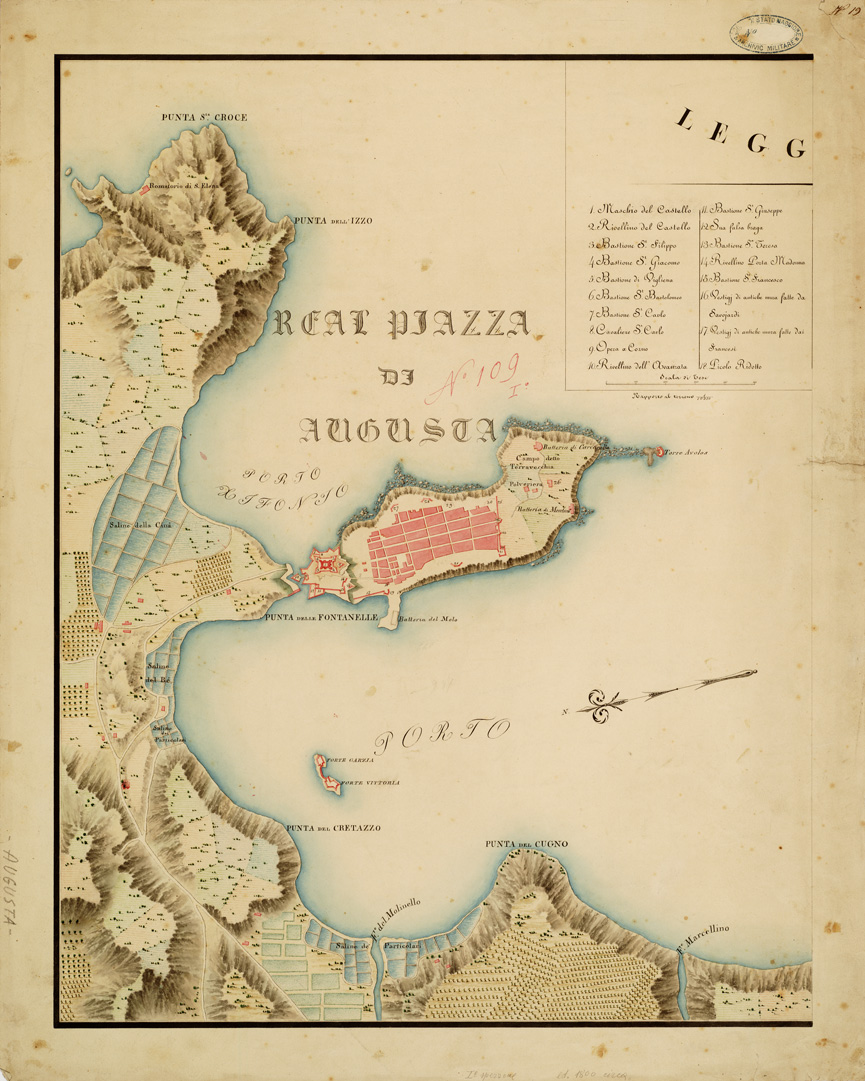 (N:384) AUGUSTA REAL PIAZZA DI AUGUSTA E LE SUE FORTIFICAZIONI CON LEGENDA AL CENTRO - Foglio 1 (B0006783) Carte e stampe antiche: riproduzione a colori su carta (formato A1)
